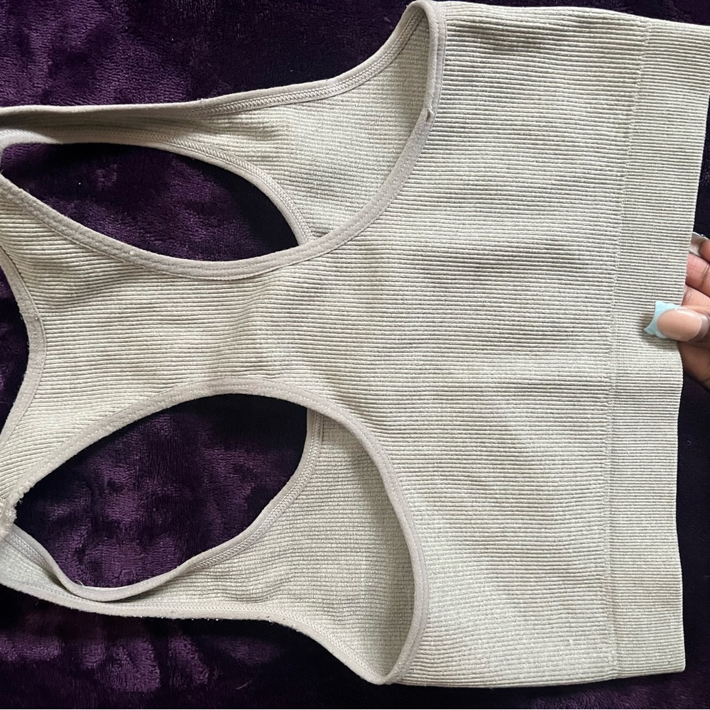 Light Gray Ribbed Tank Top - Picture 2 of 3